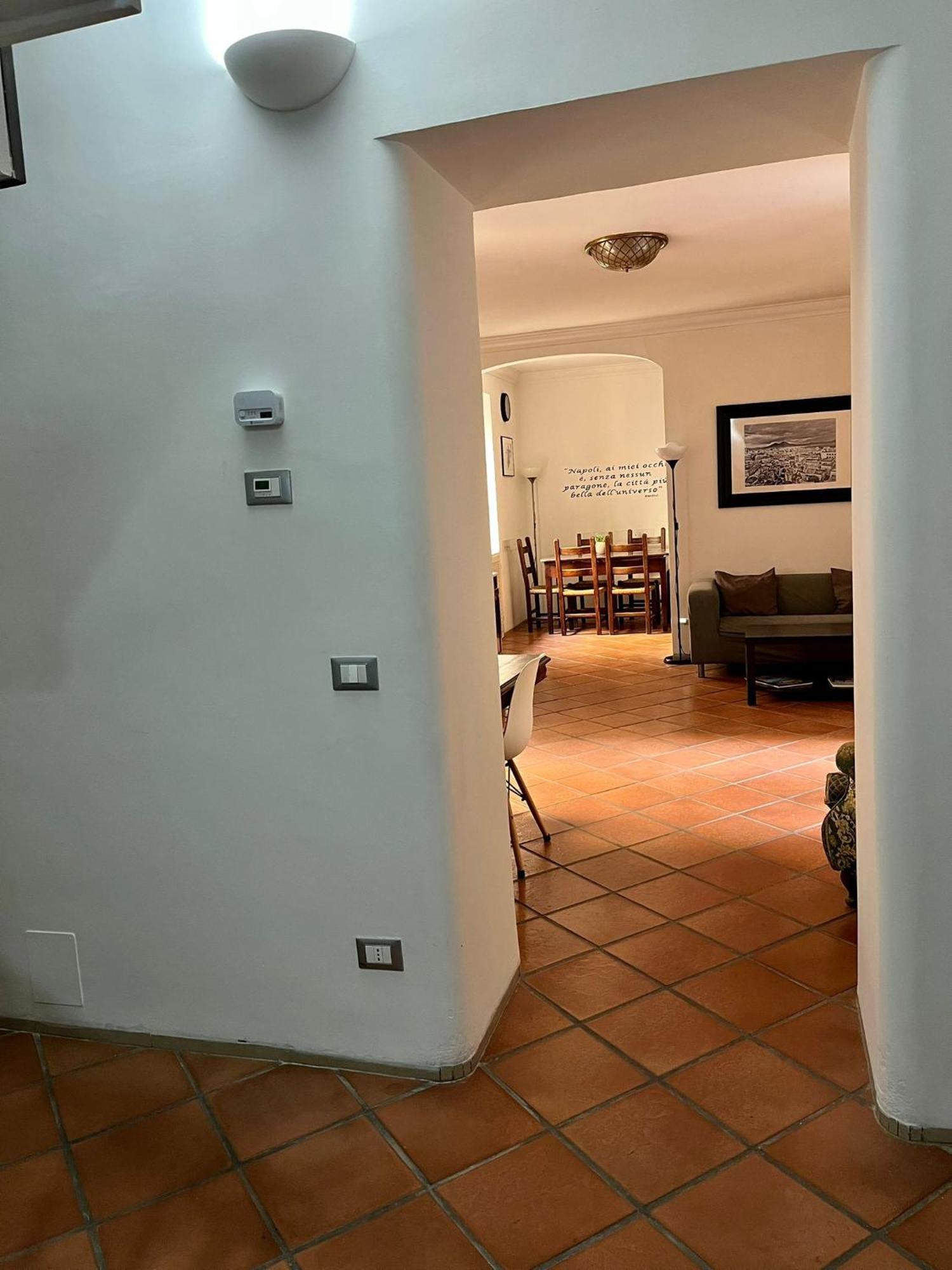 نابولي Palazzo Rota Guesthouse المظهر الخارجي الصورة